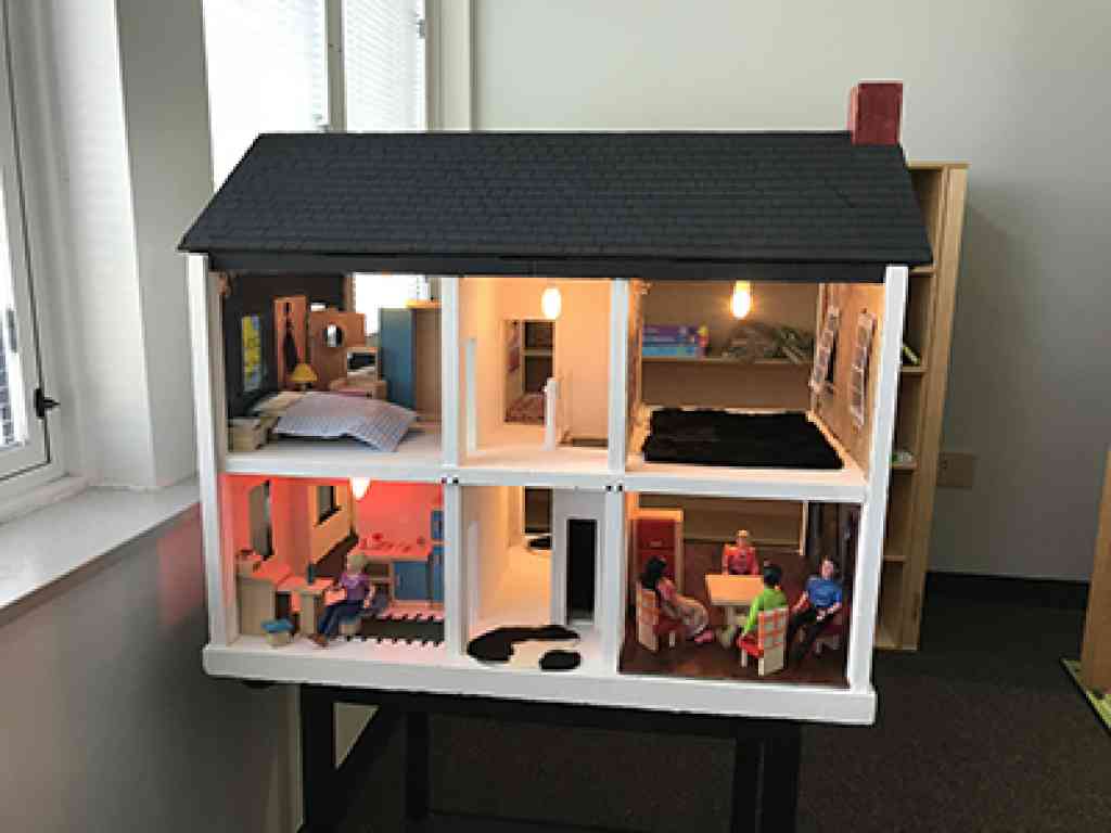 doll house